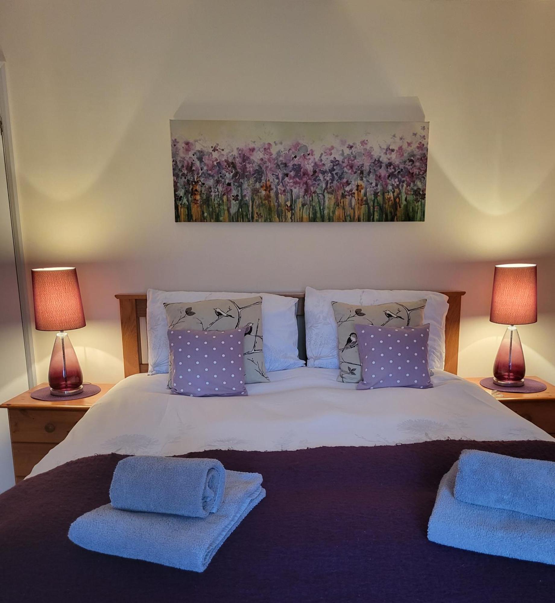 링컨 Grayz Townhouse - Free Onsite Parking For 2 Cars 빌라 외부 사진